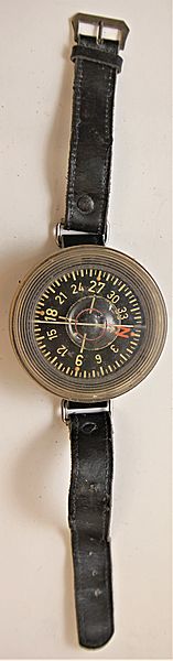 Luftwaffe AK39 Armbandkompass - Click for the bigger picture