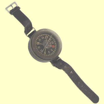 Luftwaffe Armbandkompass Model AK-39 - Click for the bigger picture