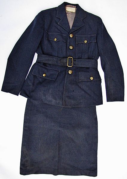 WAAF Officers Re-Enactors Uniform - Click for the bigger picture