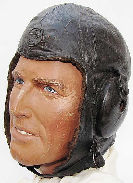 Japanese Army Air Force Winter Flying Helmet - Click for the bigger picture