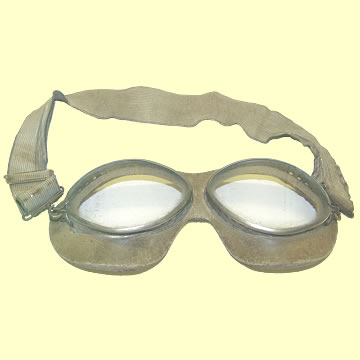 Luftwaffe Flying Goggles - Click for the bigger picture