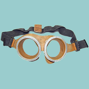 Royal Navy Escape Goggles - Click for the bigger picture
